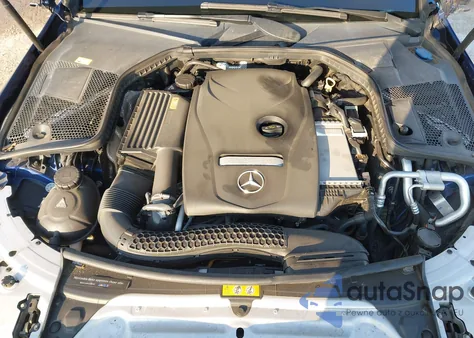 2017 Mercedes-Benz C 300 4Matic z USA, uszkodzony, nr VIN WDDWJ4KB1HF339605